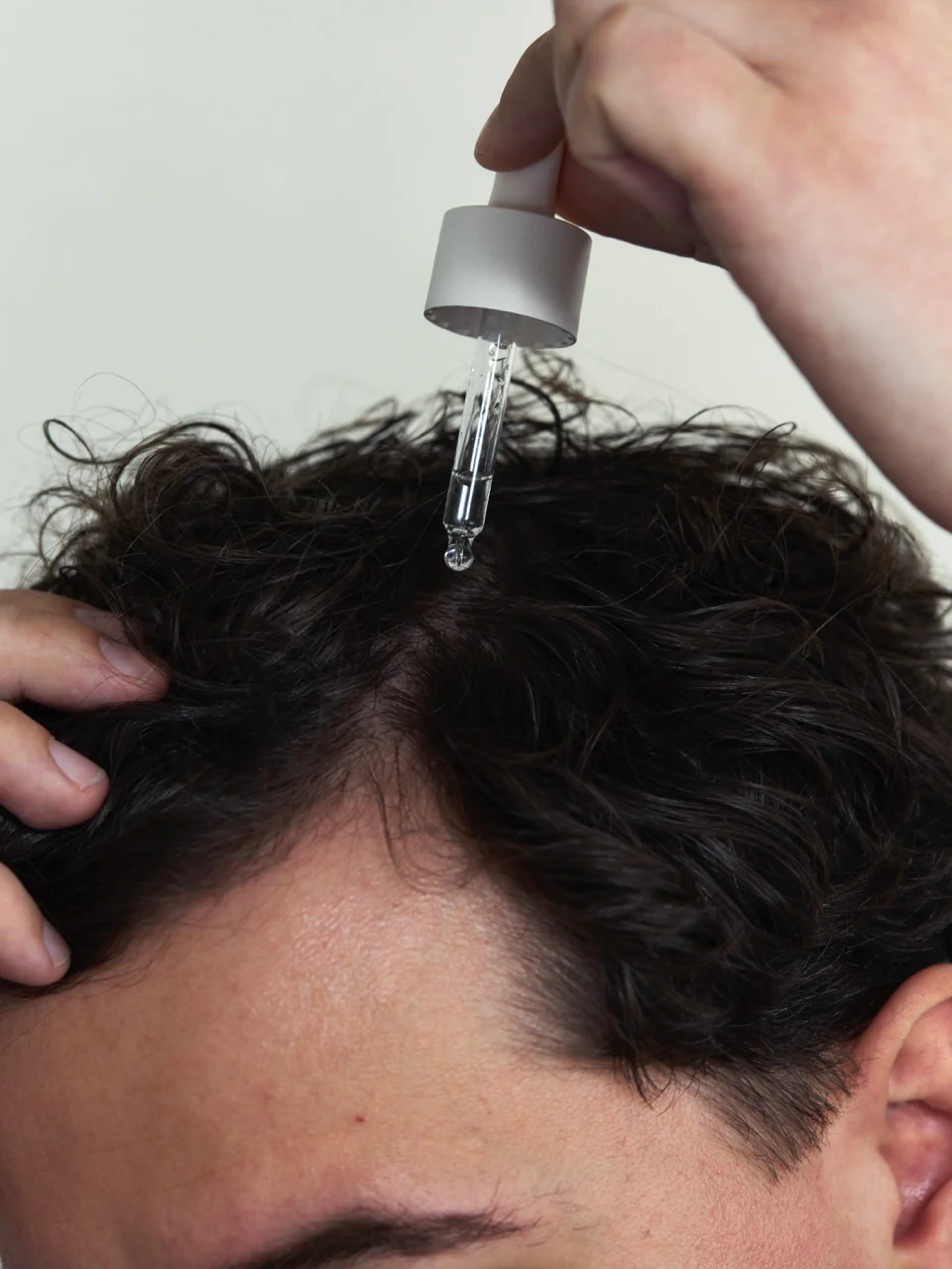 Regulierendes Kopfhaut Serum - Image 4